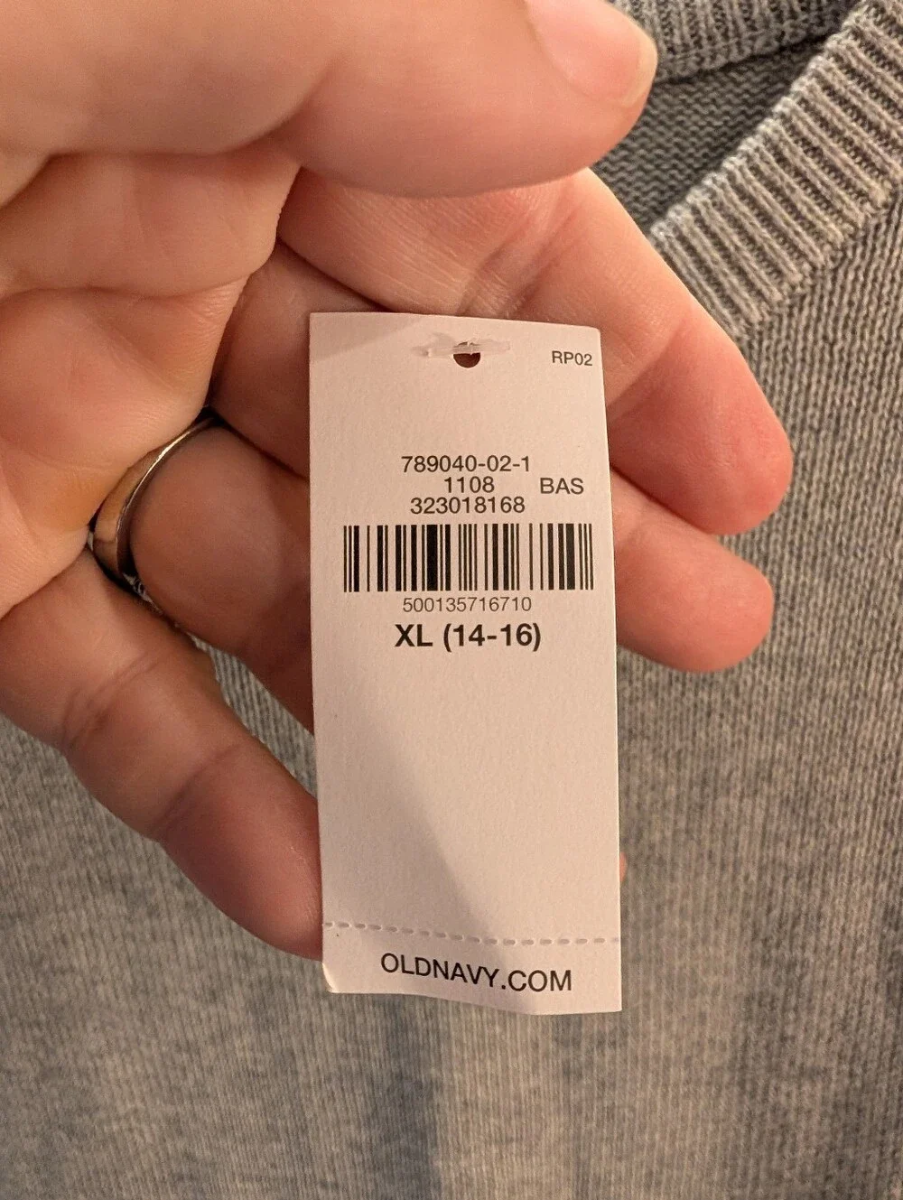 Old Navy Light Gray Boys 14/16 Crewneck Sweater NWT